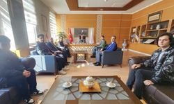 Müdür Başyiğit, klavye yarışmasında Türkiye derecesi elde eden öğrencileri kabul etti
