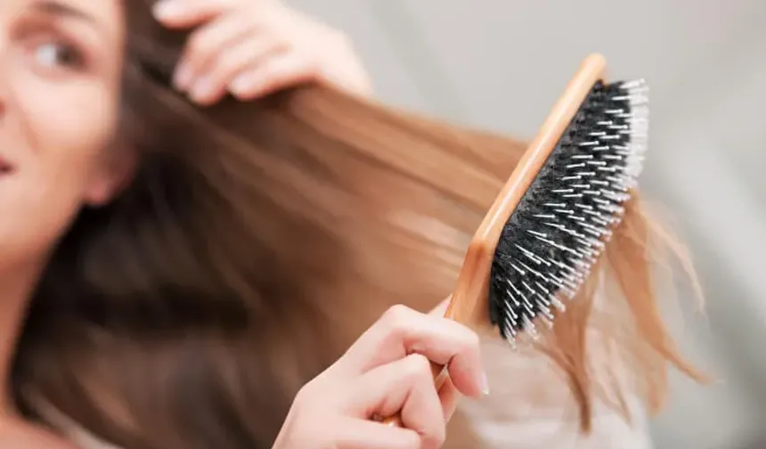 Saç Nasıl Bir Tarakla Taranmalı? Tarak çeşitleri nelerdir?