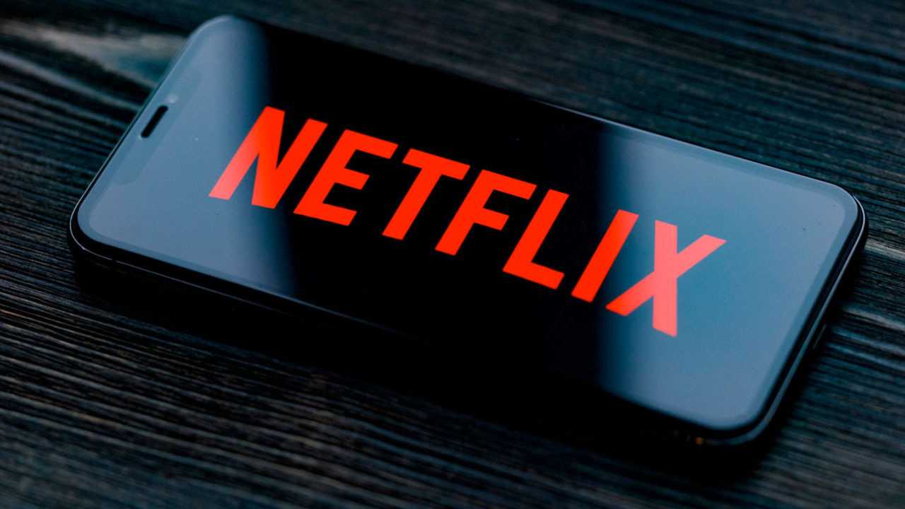 Netflix Abonelik Fiyatlari Indirim Yapti